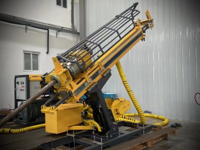 普華英工UX800全液壓坑道鉆機圖2