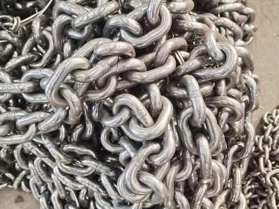 礦用圓環(huán)鏈條規(guī)格型號(hào) 高強(qiáng)度耐磨鏈26mm*92mm加工定制圖3