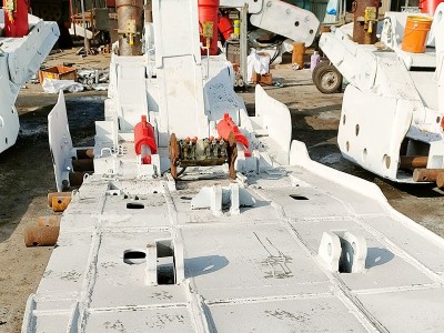 山東良辰重工ZY4000/12/28型掩護(hù)式支架二手煤礦綜采設(shè)備維修圖5